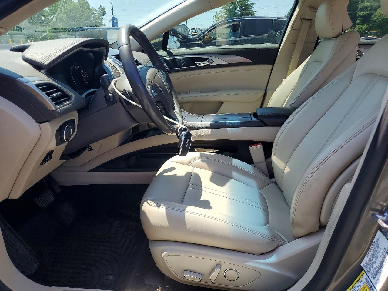 2017 LINCOLN MKZ
