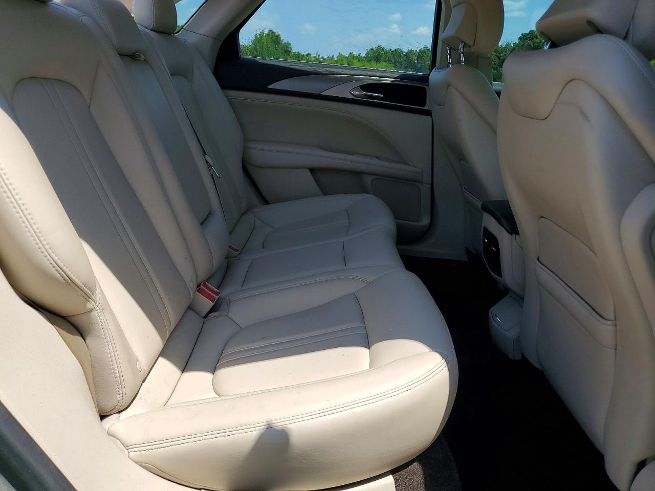 2017 LINCOLN MKZ