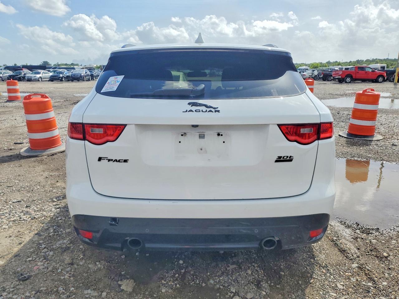 2018 JAGUAR F-PACE