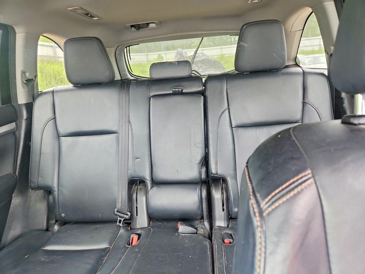 2016 TOYOTA HIGHLANDER