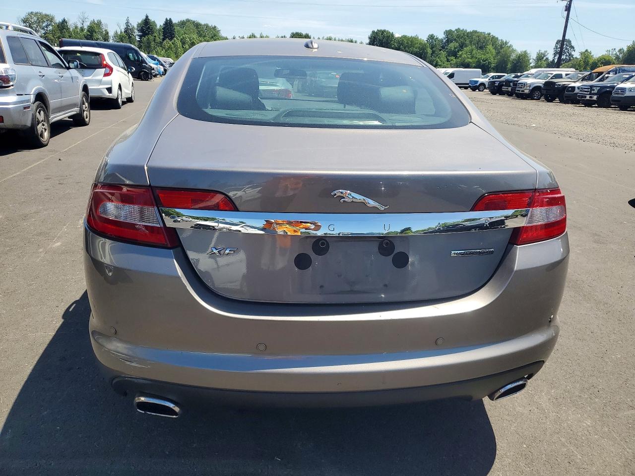 2009 JAGUAR XF