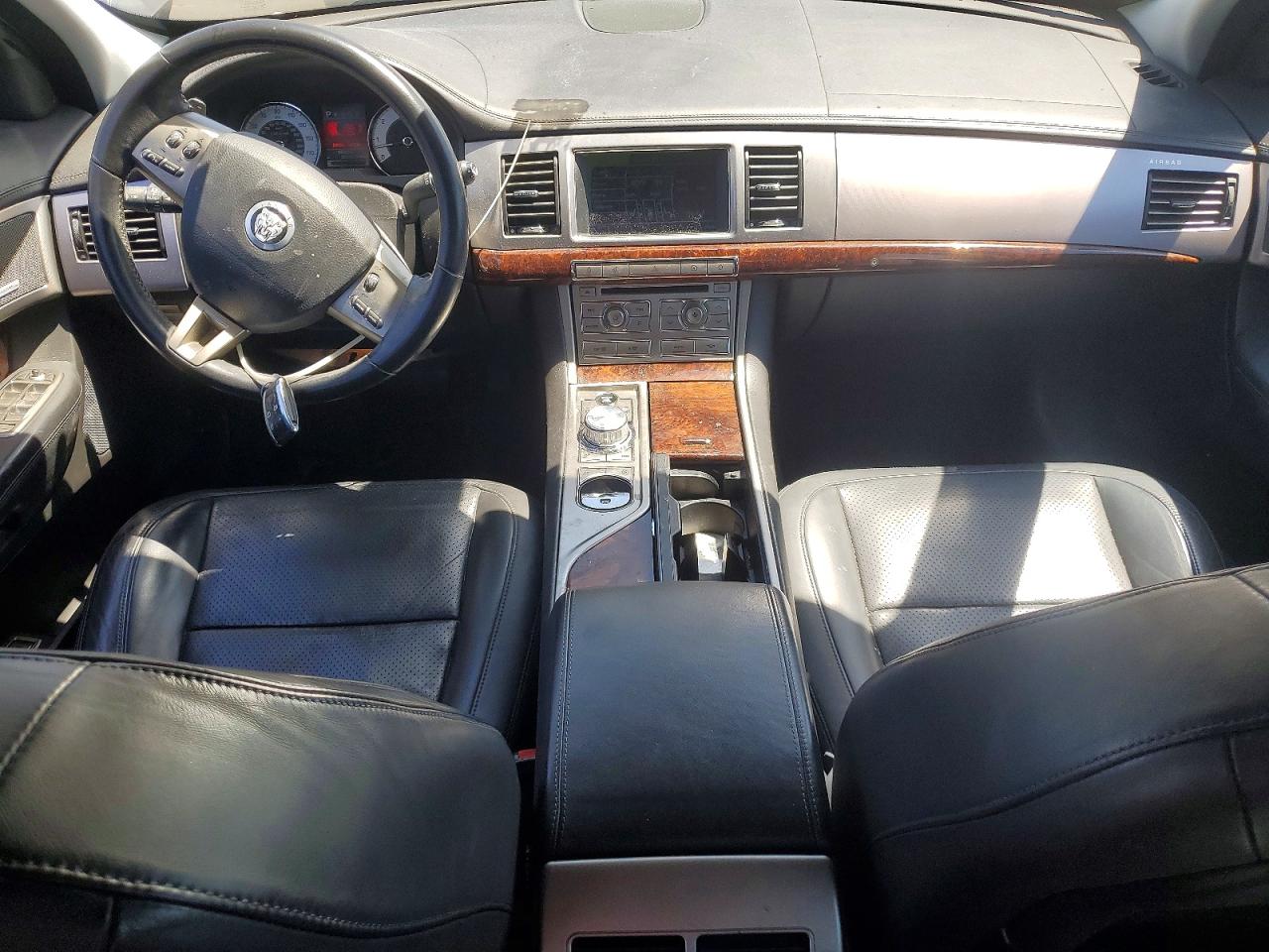 2009 JAGUAR XF