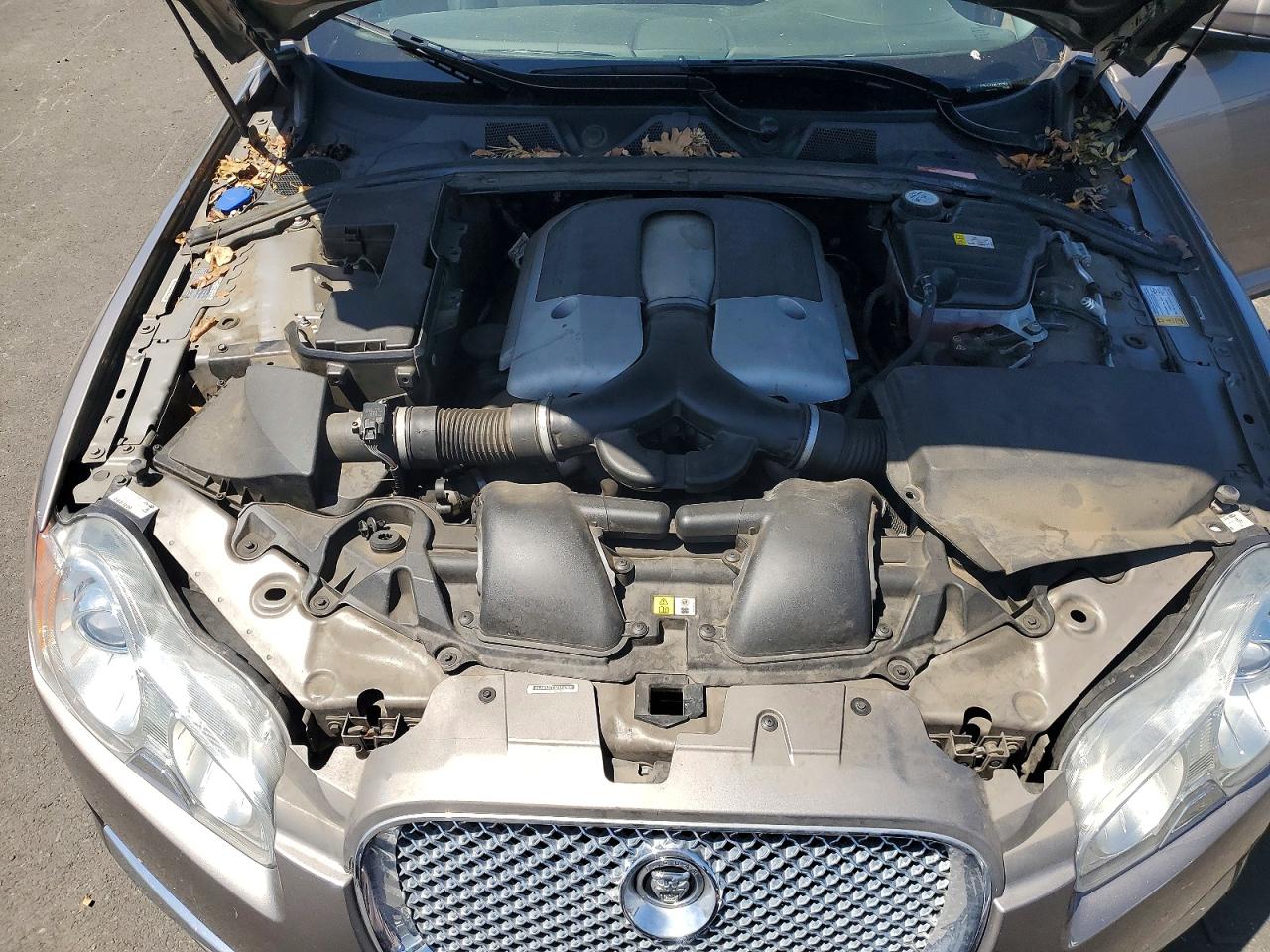 2009 JAGUAR XF