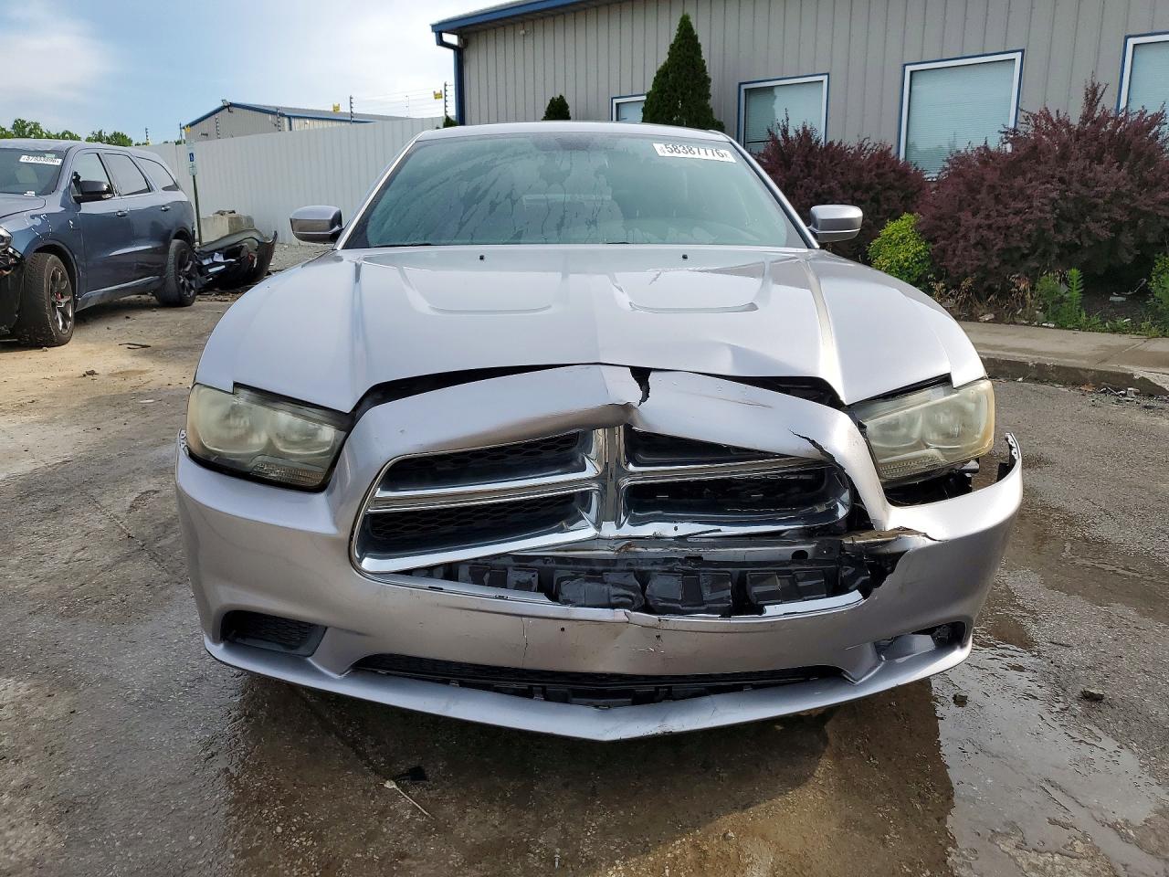 2011 DODGE CHARGER