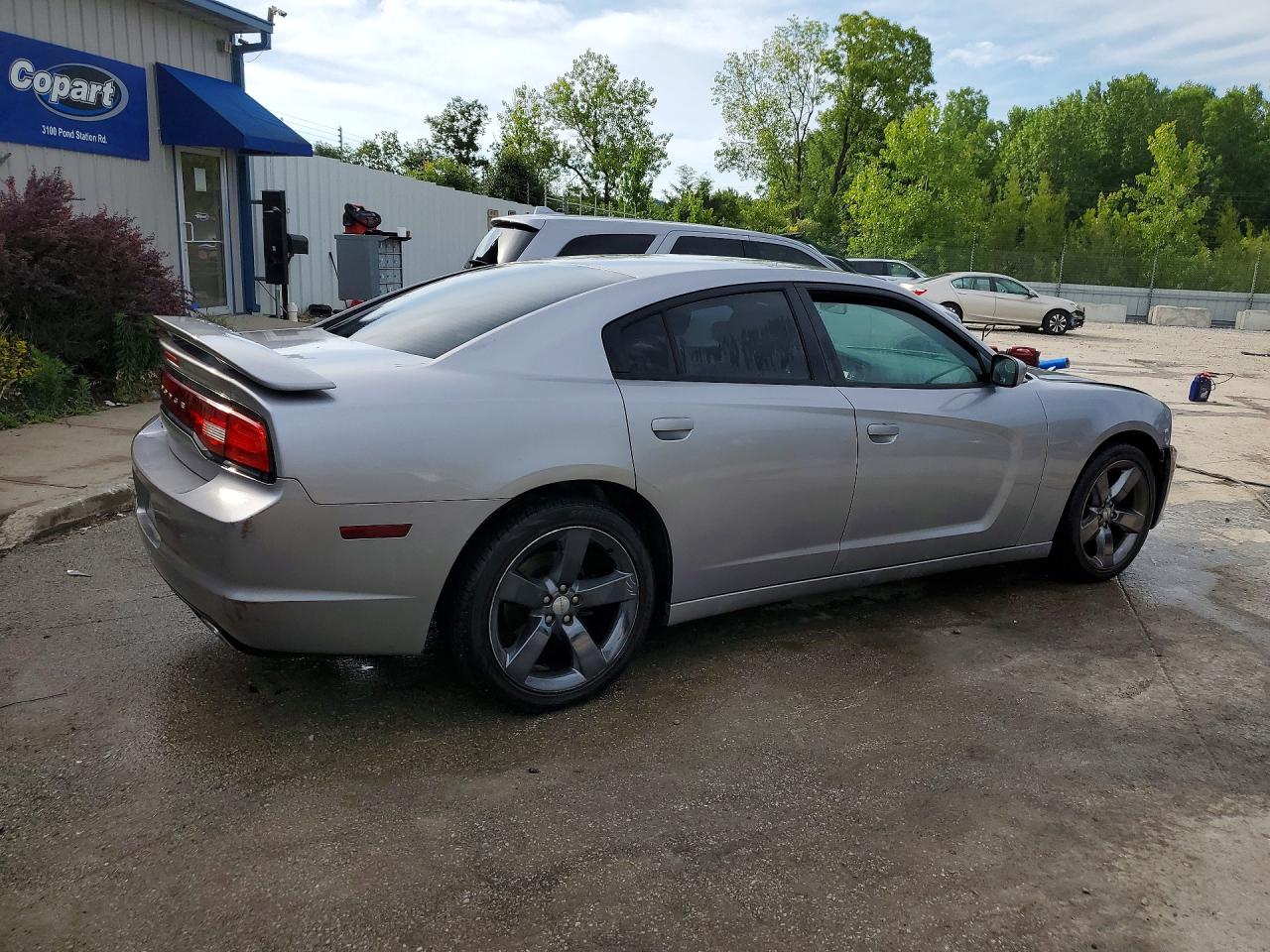 2011 DODGE CHARGER