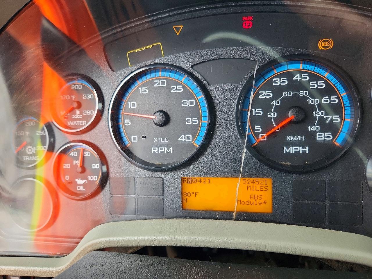 2011 INTERNATIONAL 4000 SERIE