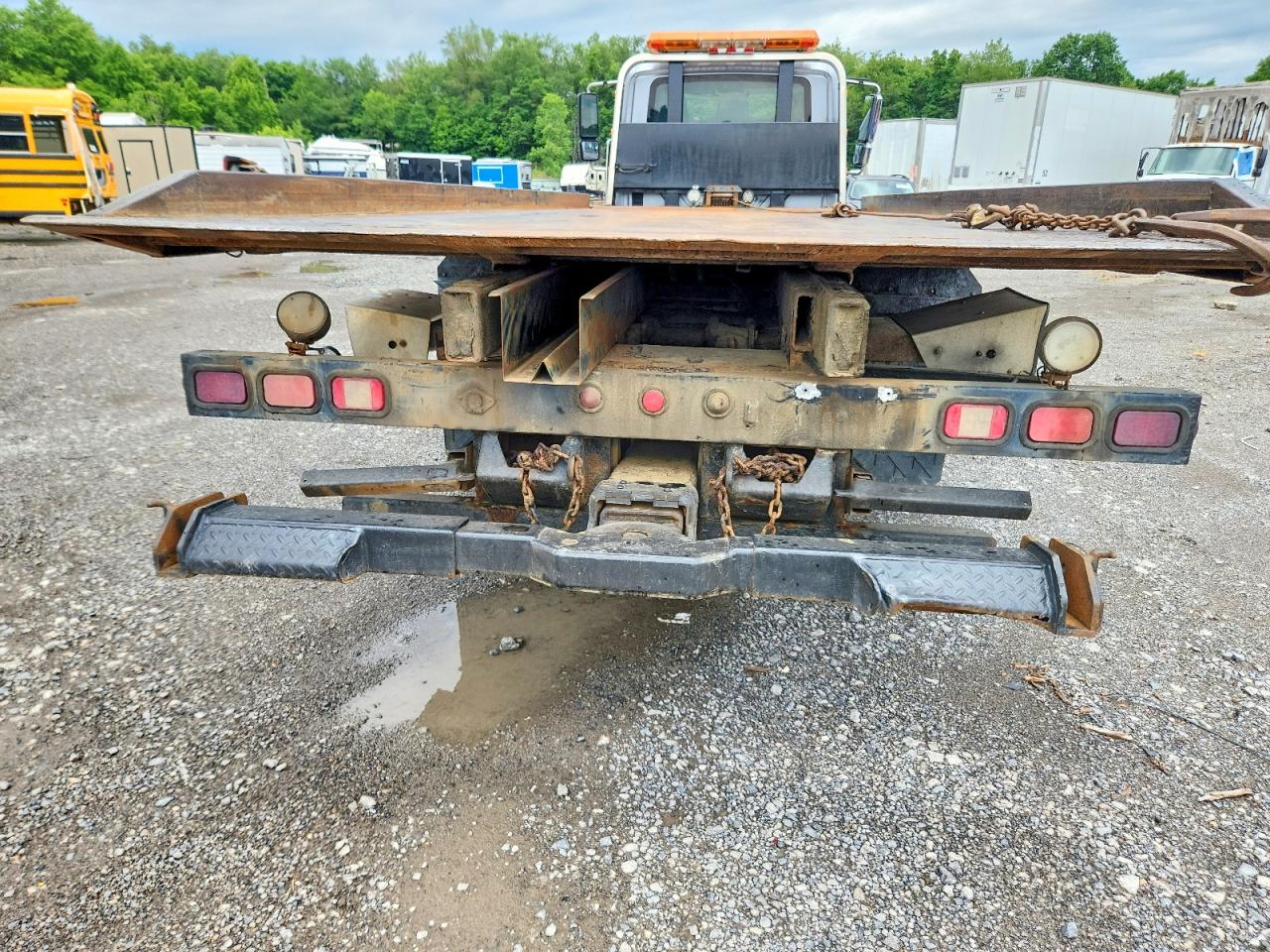 2011 INTERNATIONAL 4000 SERIE
