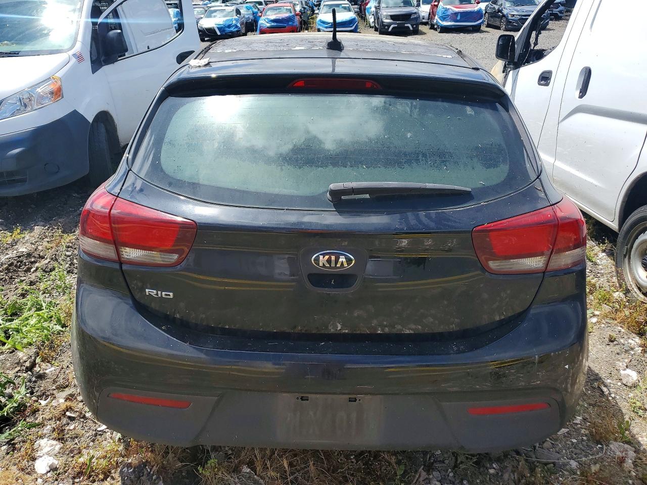 2018 KIA RIO