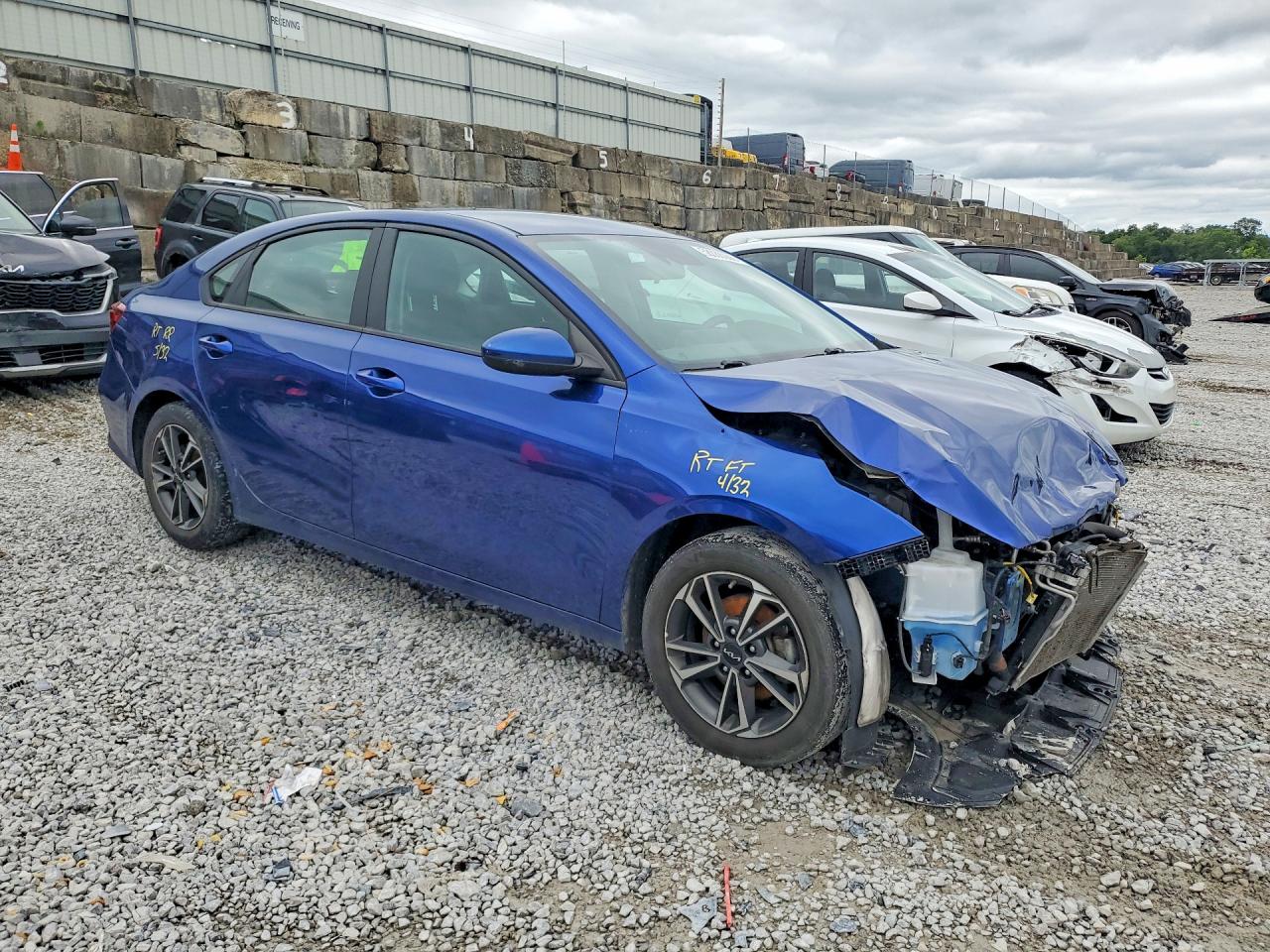 2023 KIA FORTE