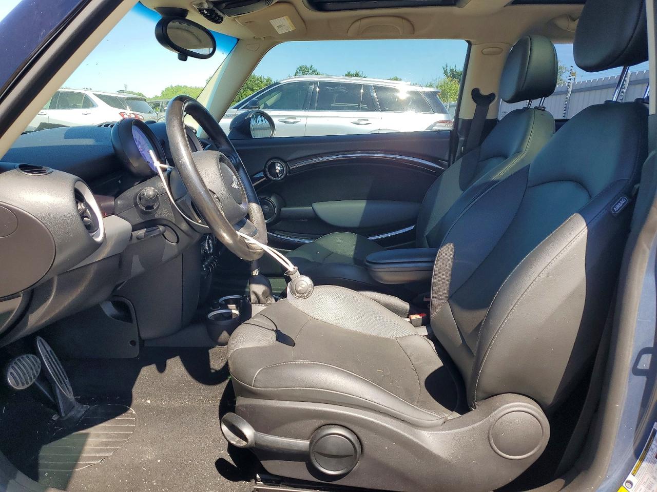 2011 MINI COOPER