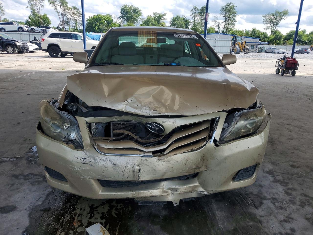 2011 TOYOTA CAMRY