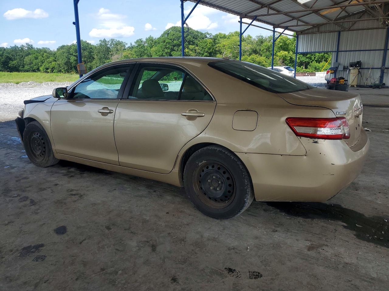 2011 TOYOTA CAMRY