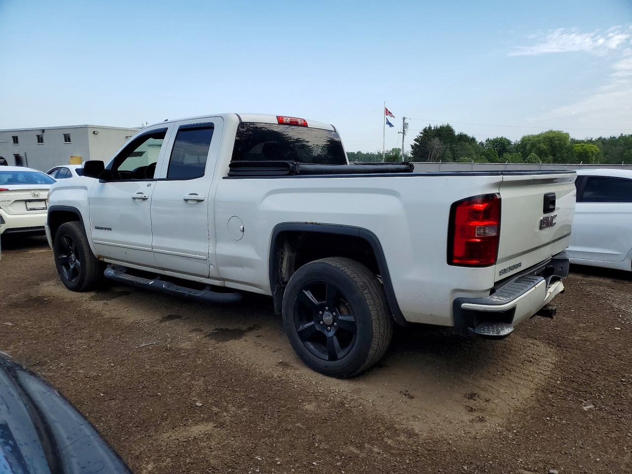 2015 GMC SIERRA