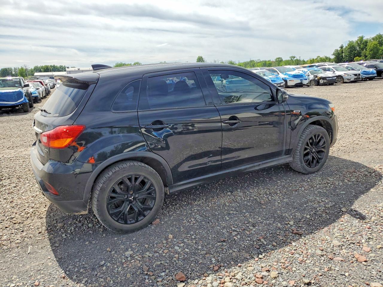 2019 MITSUBISHI OUTLANDER