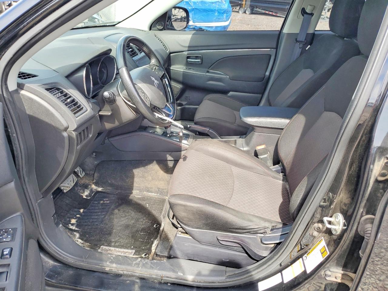2019 MITSUBISHI OUTLANDER