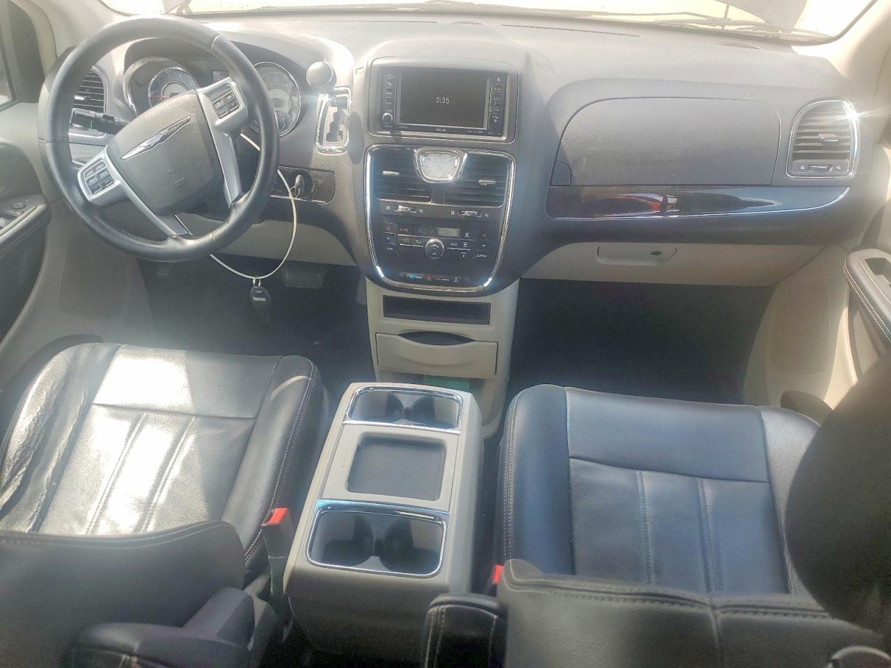 2013 CHRYSLER MINIVAN