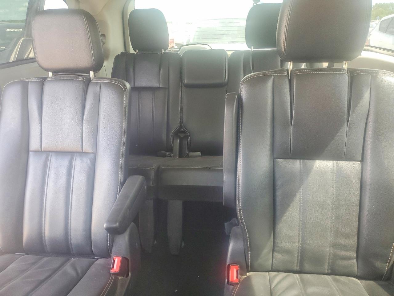 2013 CHRYSLER MINIVAN