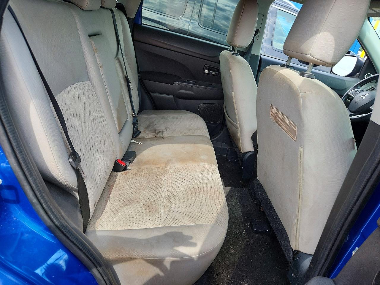 2015 MITSUBISHI OUTLANDER