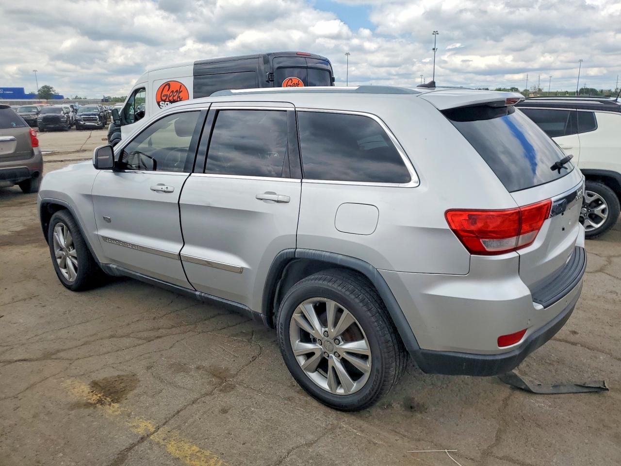 2011 JEEP CHEROKEE