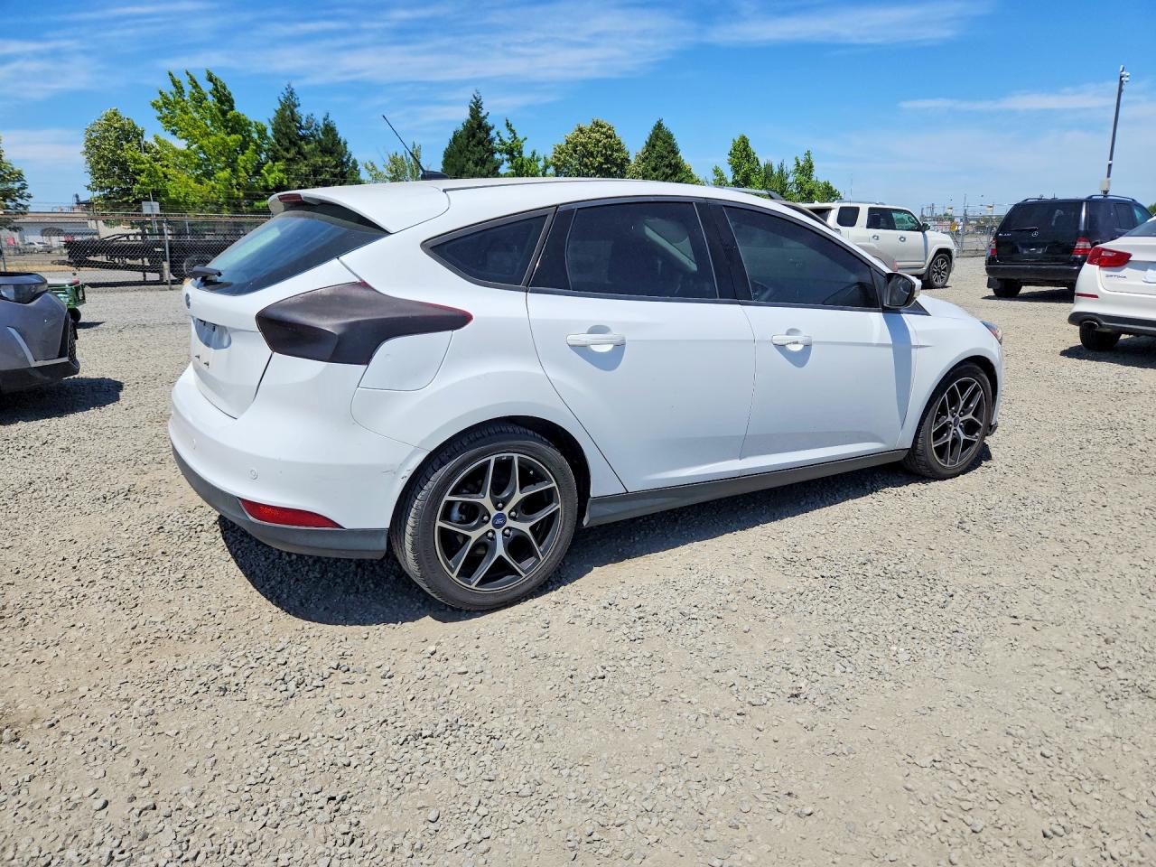 2017 FORD FOCUS
