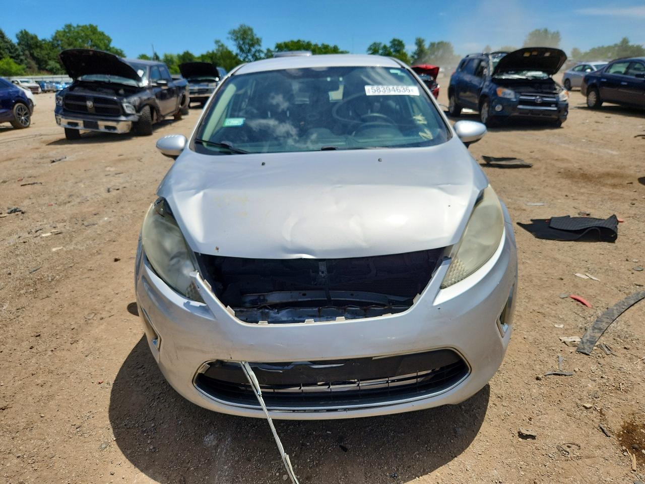 2011 FORD FIESTA