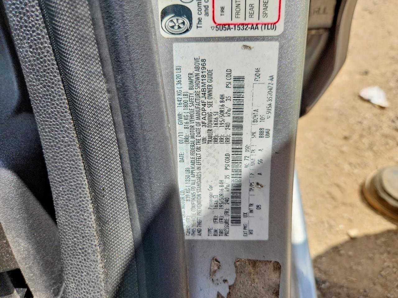 2011 FORD FIESTA