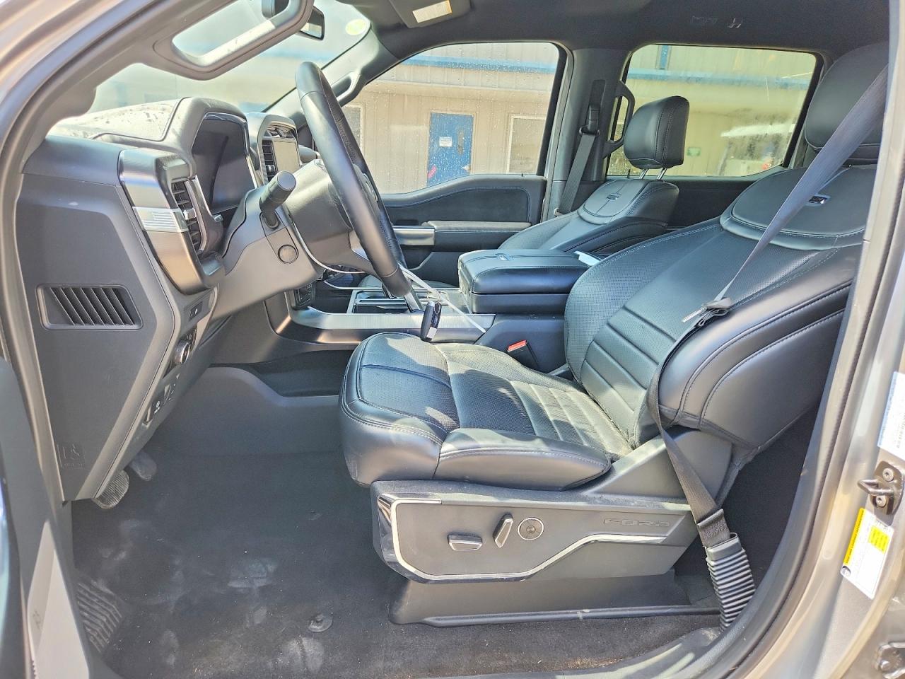 2025 FORD F150