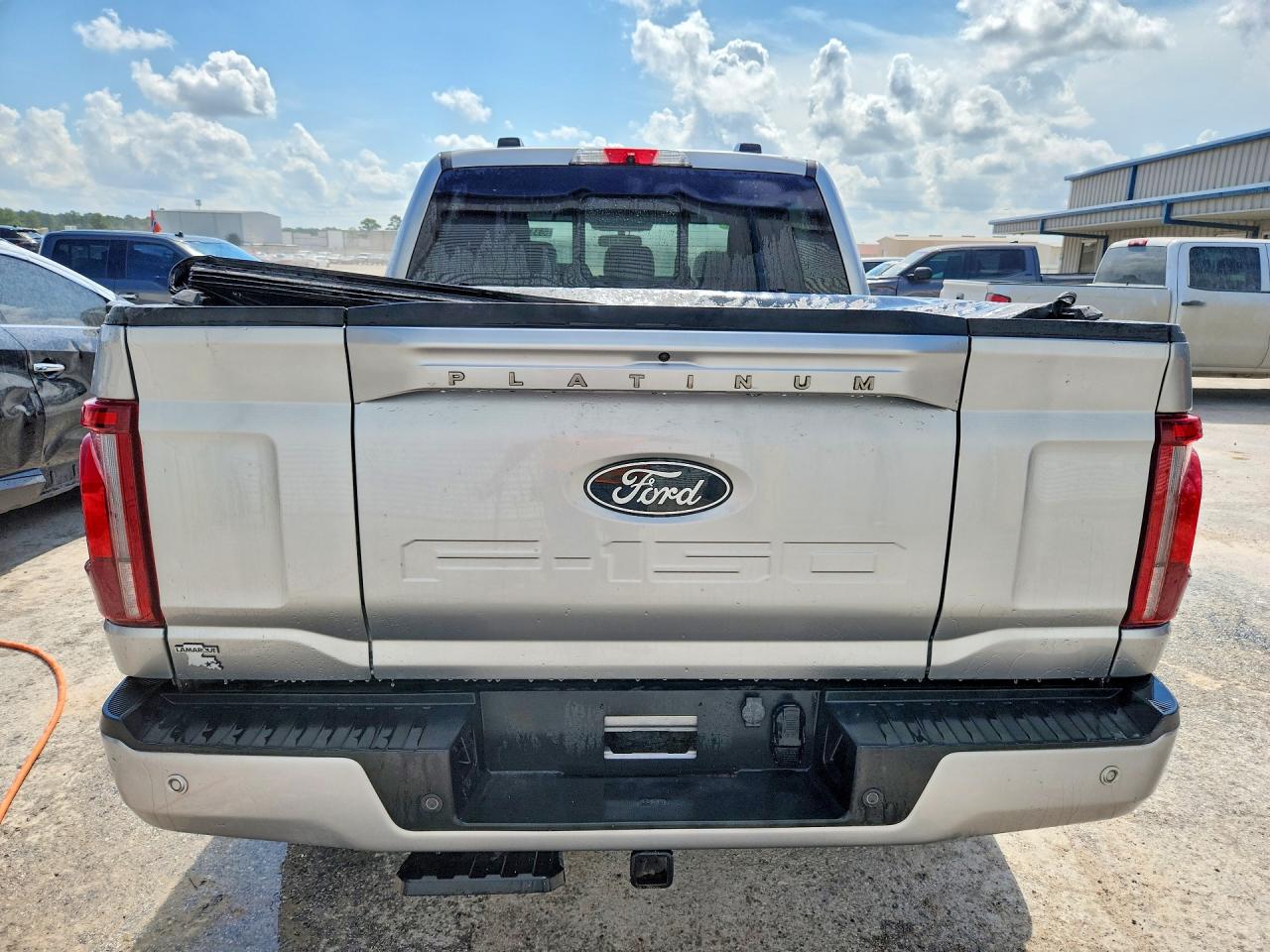 2025 FORD F150