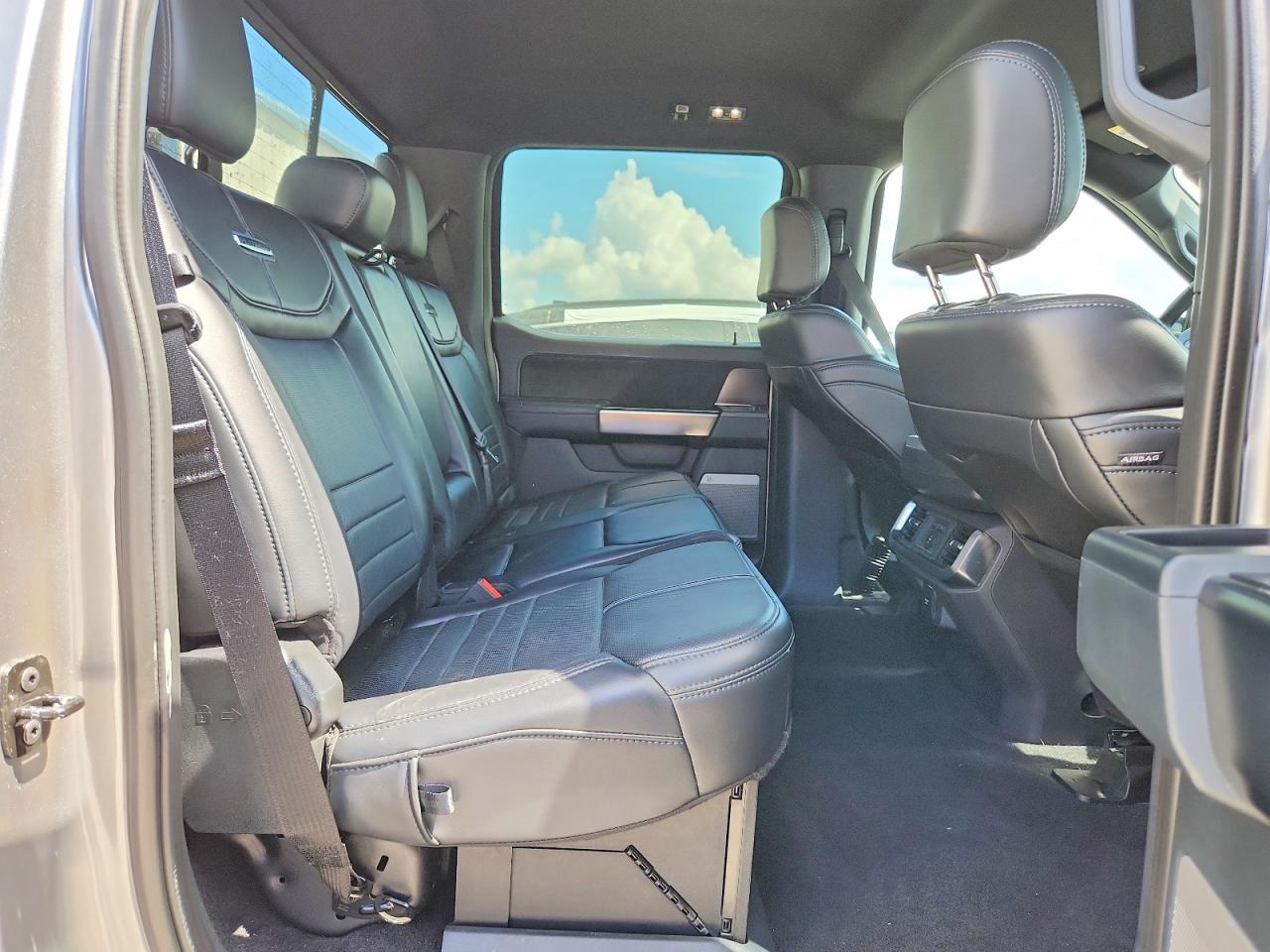 2025 FORD F150