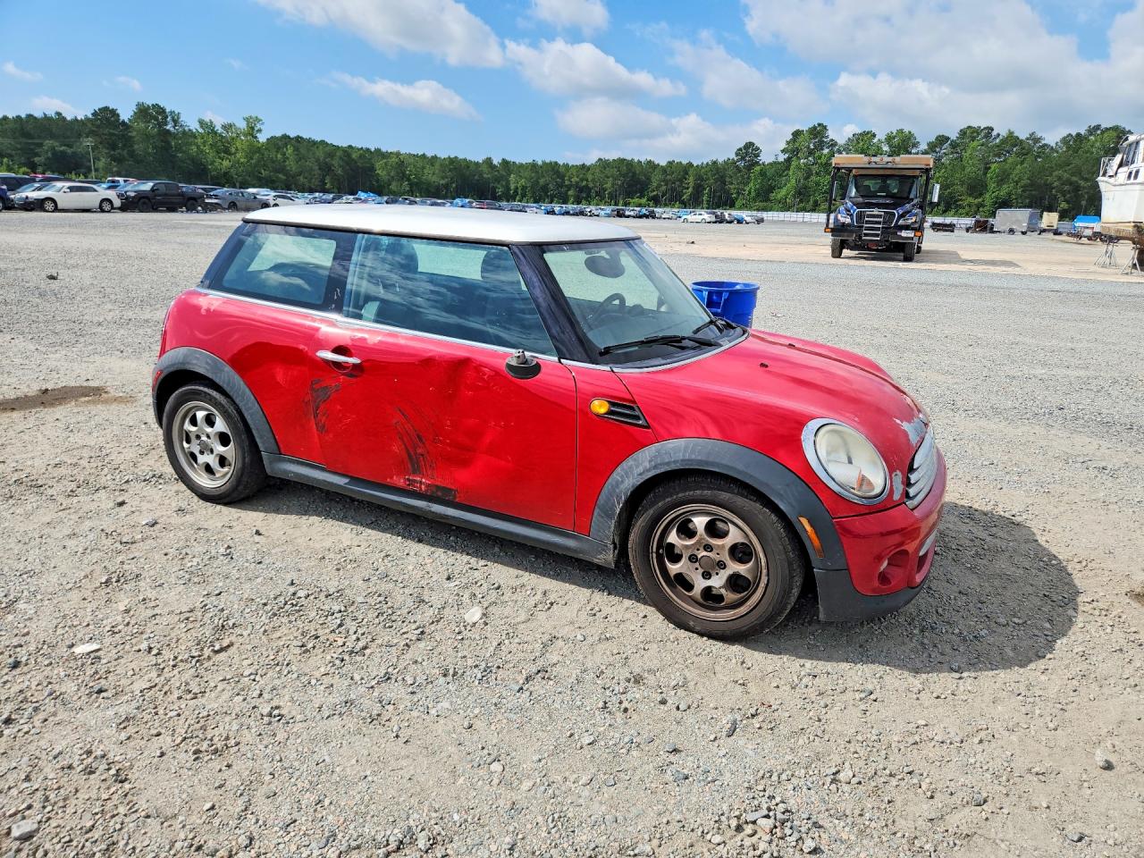 2013 MINI COOPER