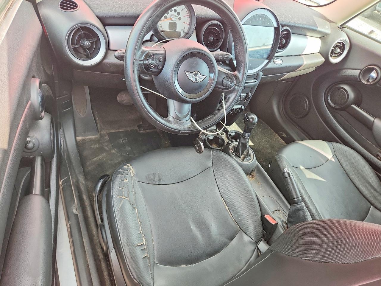 2013 MINI COOPER