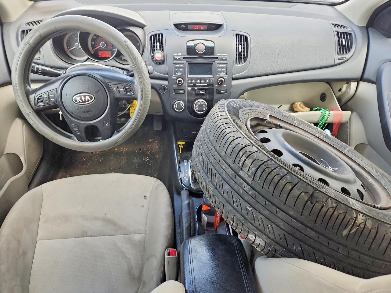 2011 KIA FORTE