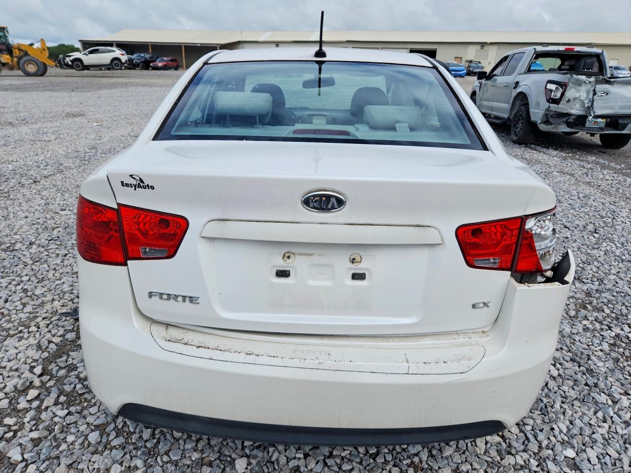 2011 KIA FORTE