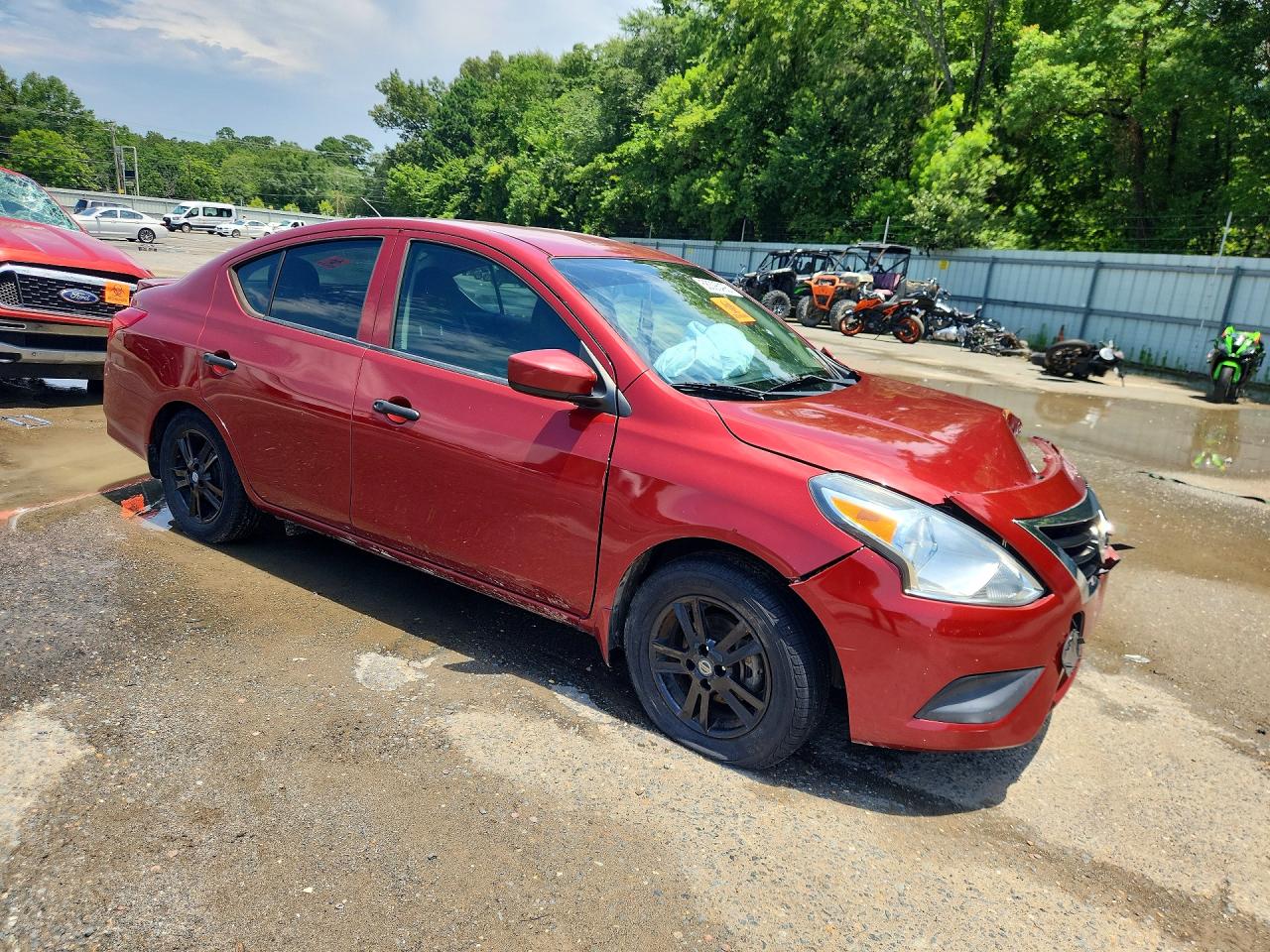 2018 NISSAN VERSA