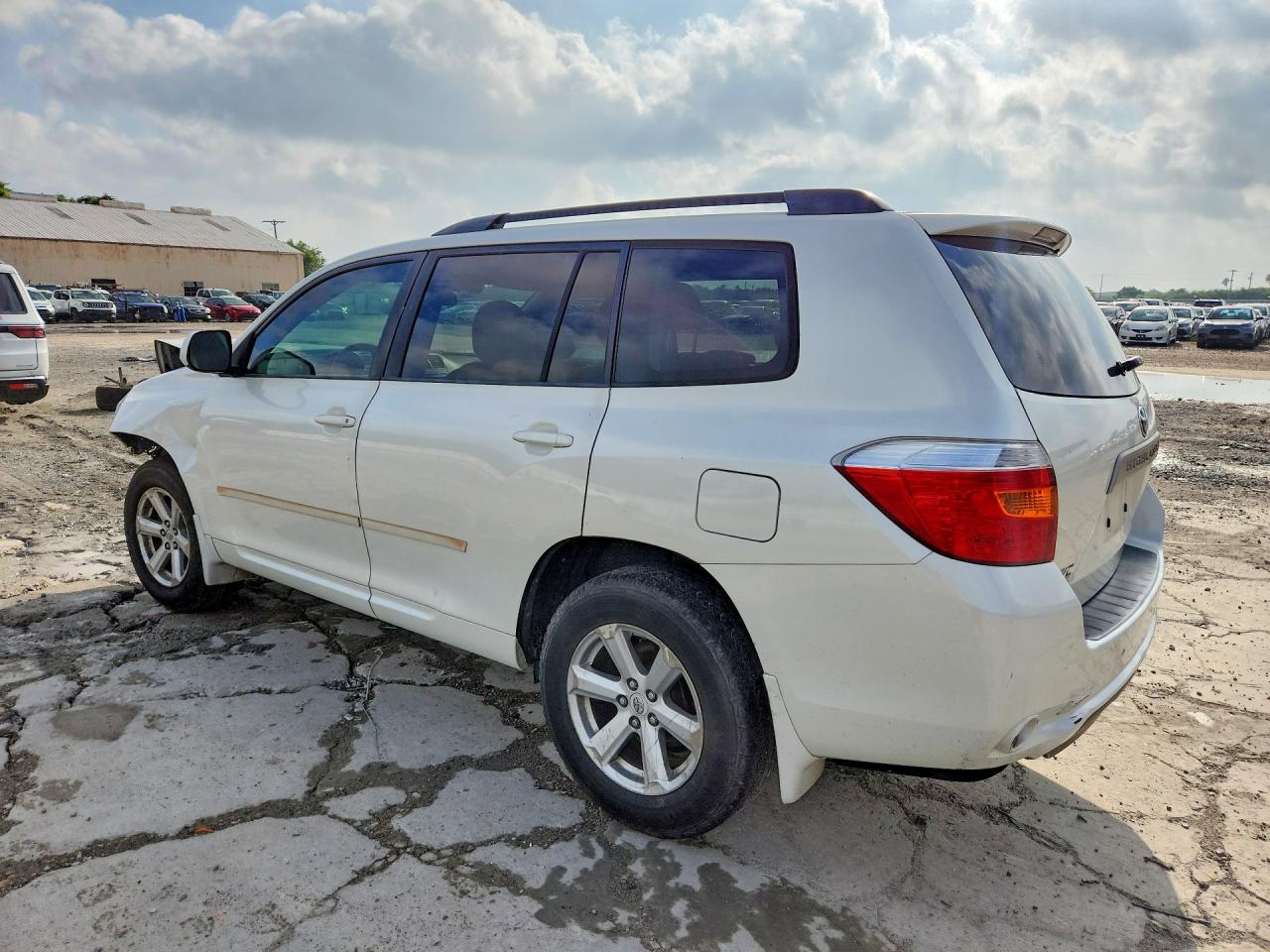 2010 TOYOTA HIGHLANDER