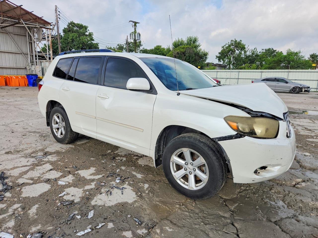 2010 TOYOTA HIGHLANDER