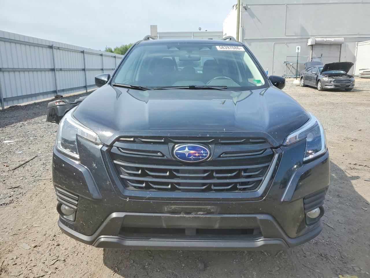 2023 SUBARU FORESTER