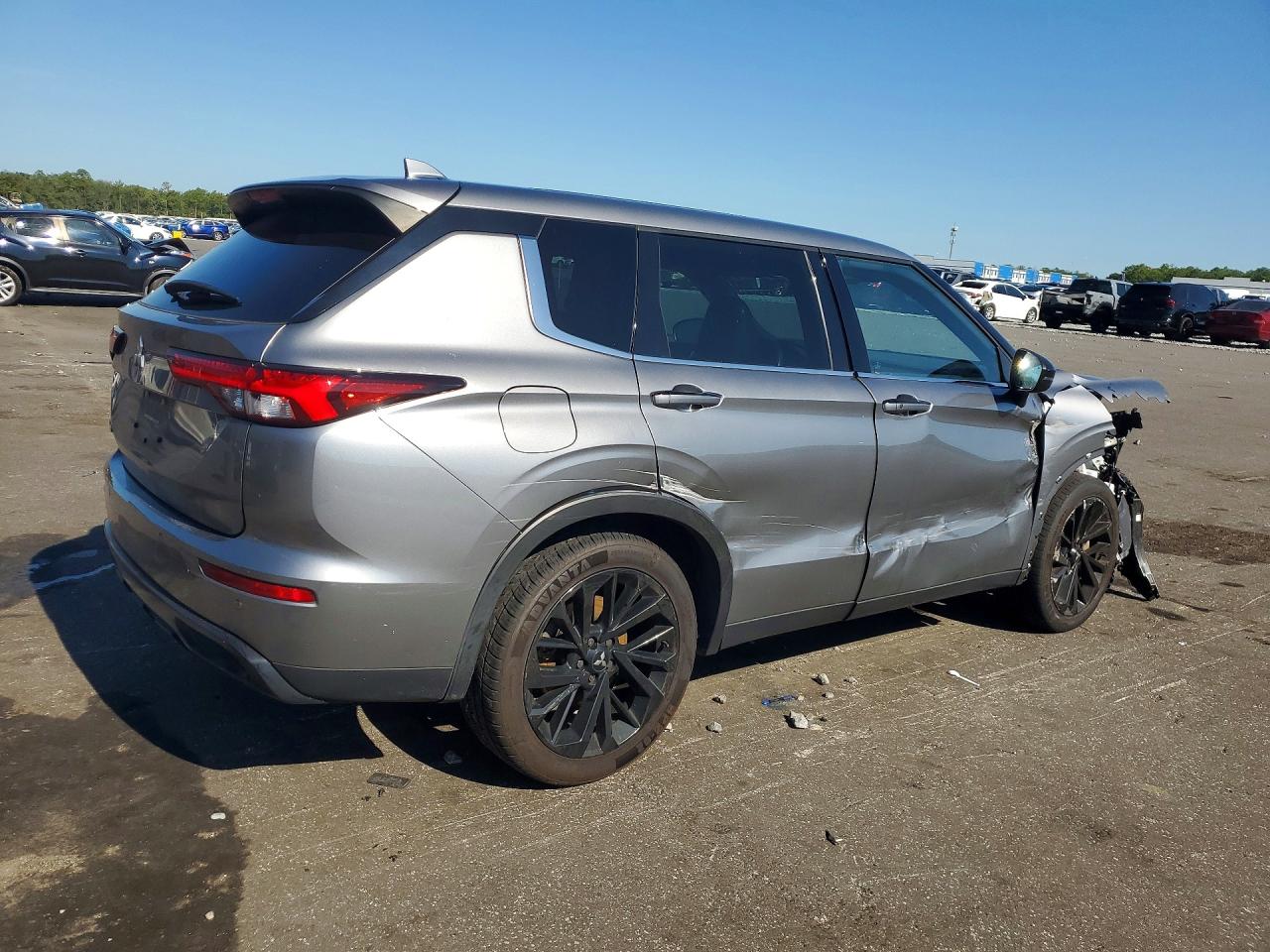 2022 MITSUBISHI OUTLANDER