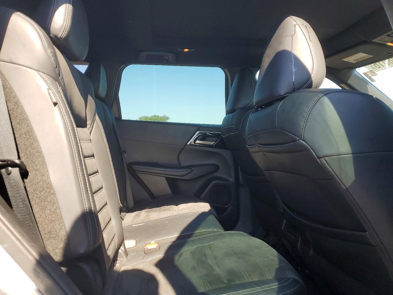 2022 MITSUBISHI OUTLANDER