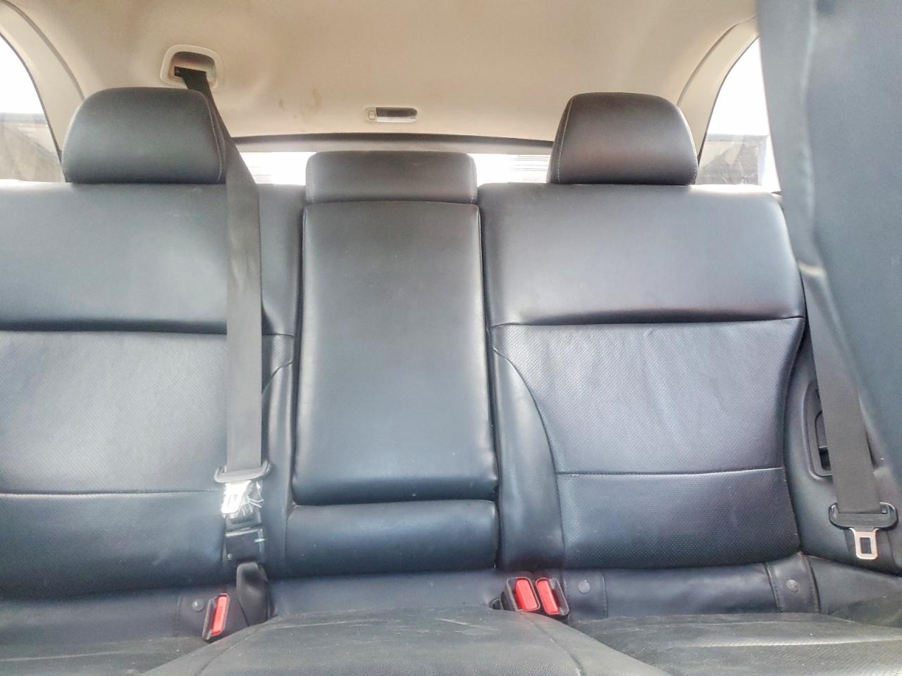2016 SUBARU OUTBACK