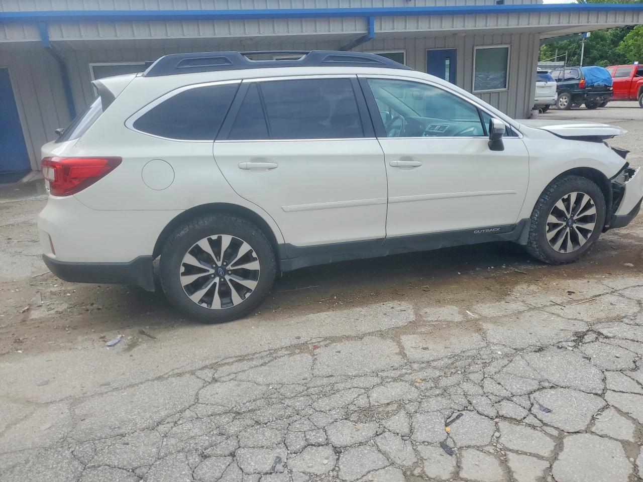 2016 SUBARU OUTBACK