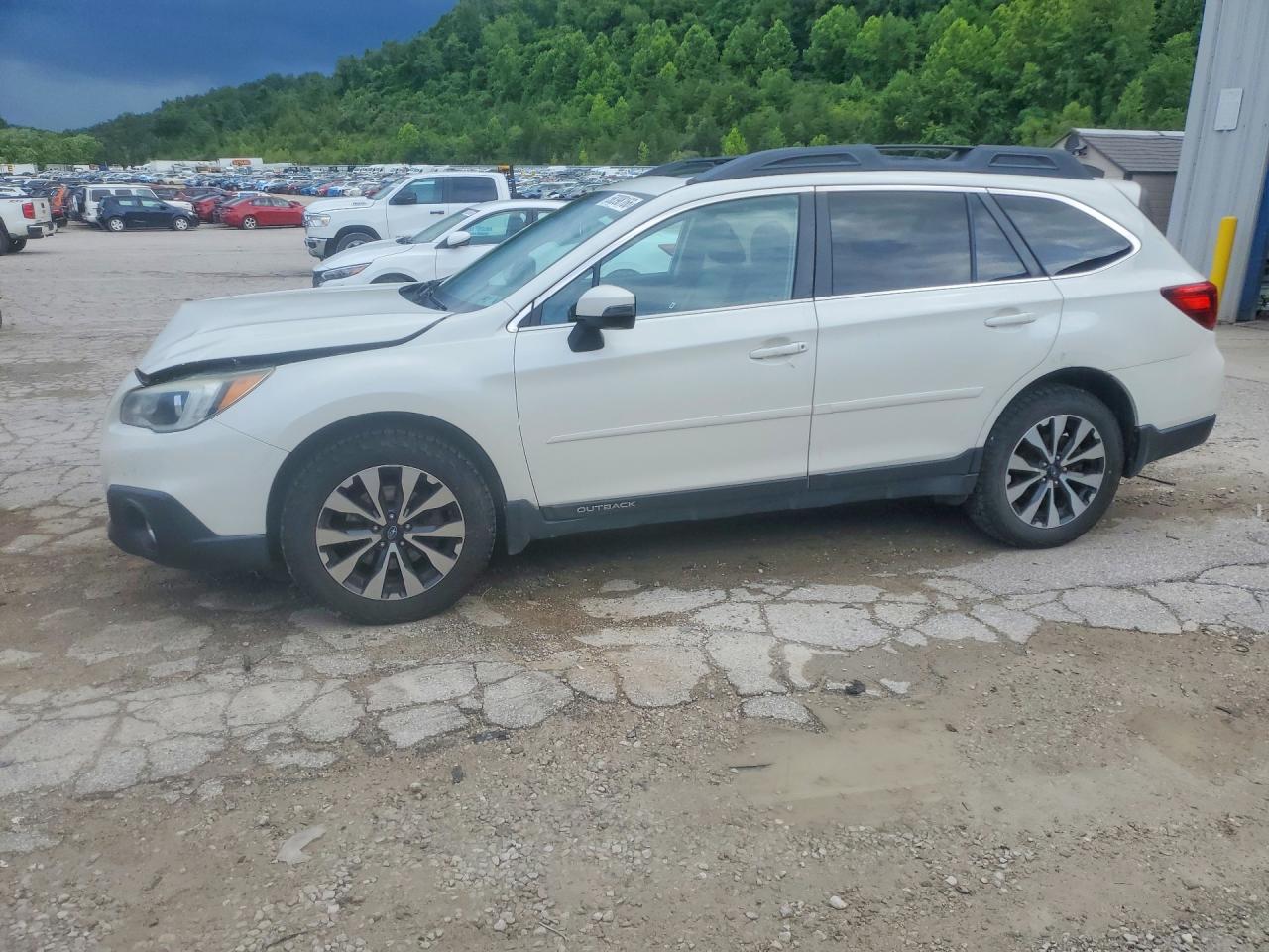 2016 SUBARU OUTBACK