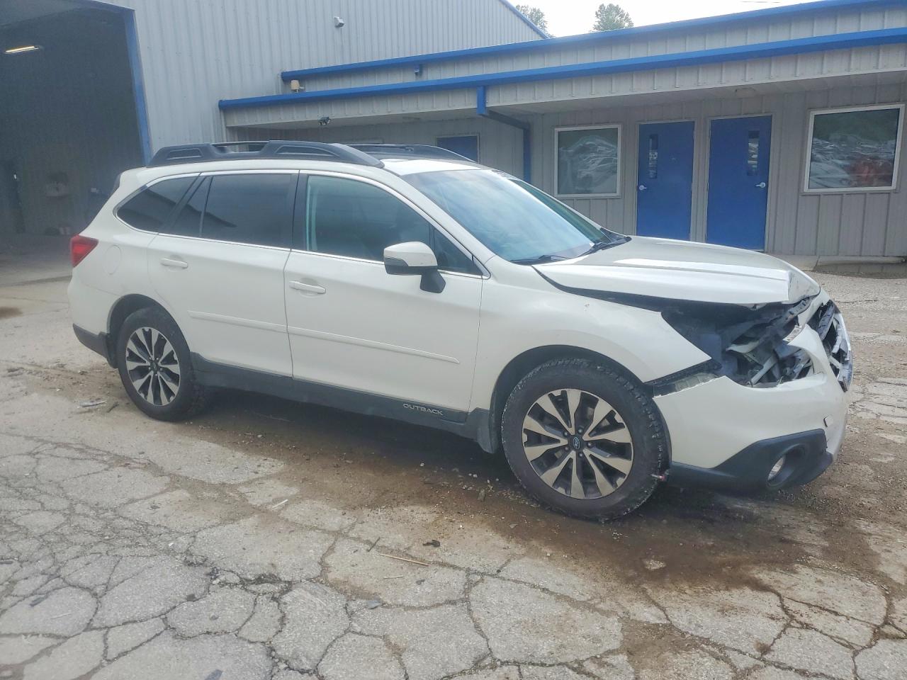 2016 SUBARU OUTBACK