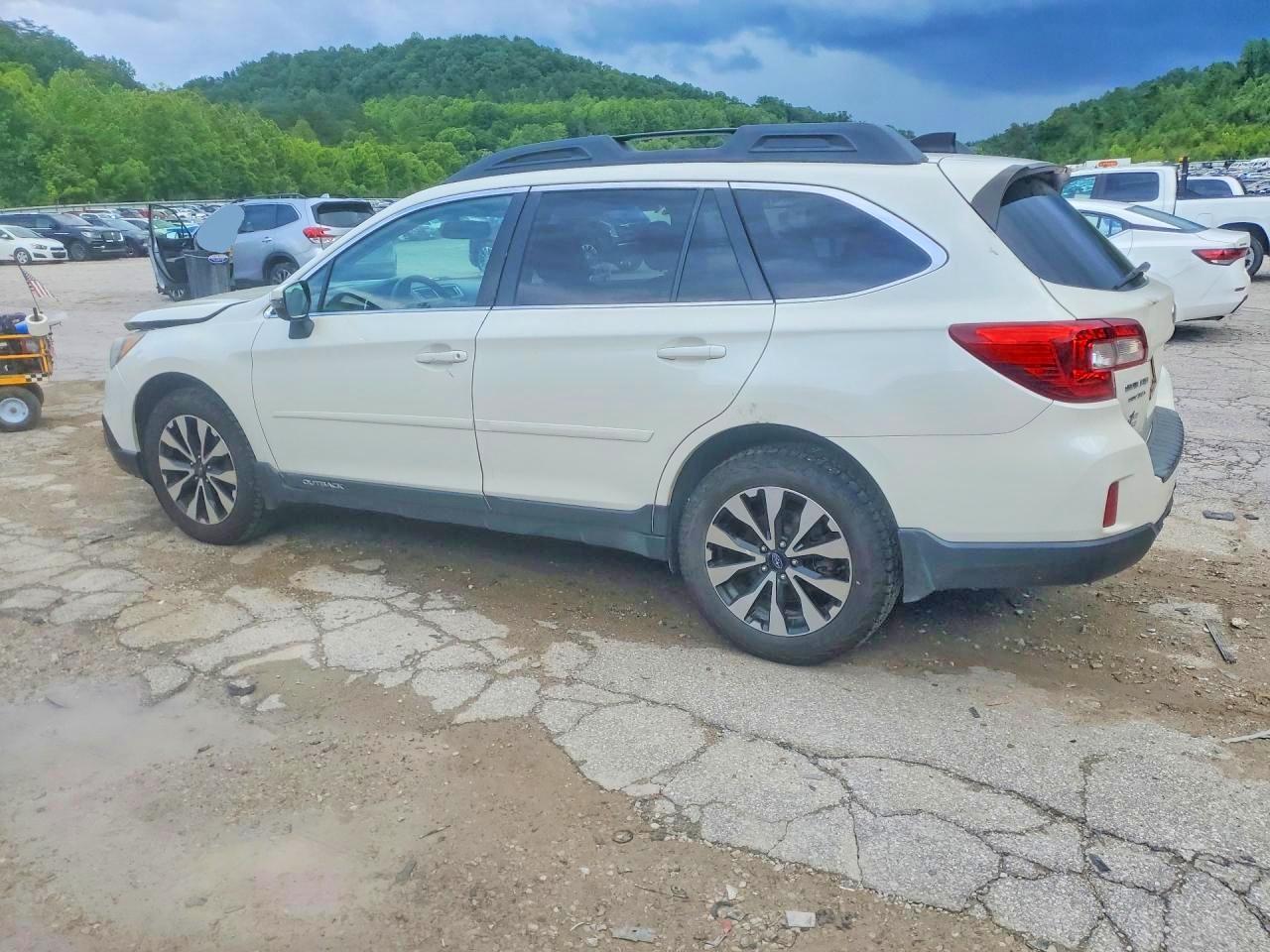 2016 SUBARU OUTBACK