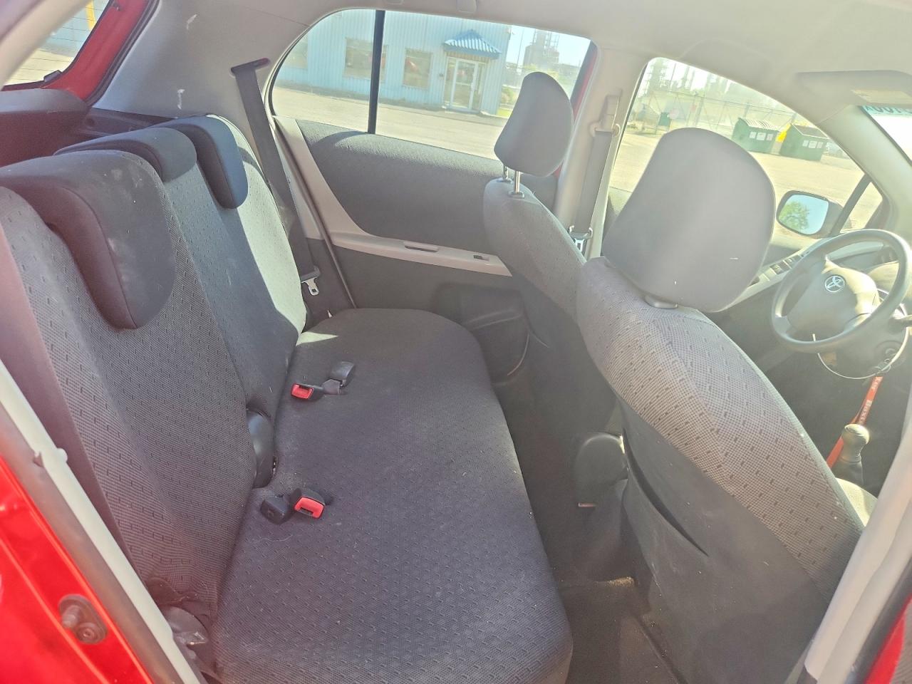 2009 TOYOTA YARIS