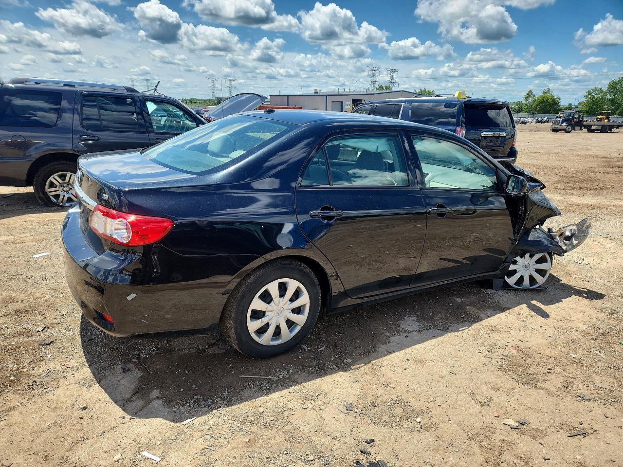 2011 TOYOTA COROLLA