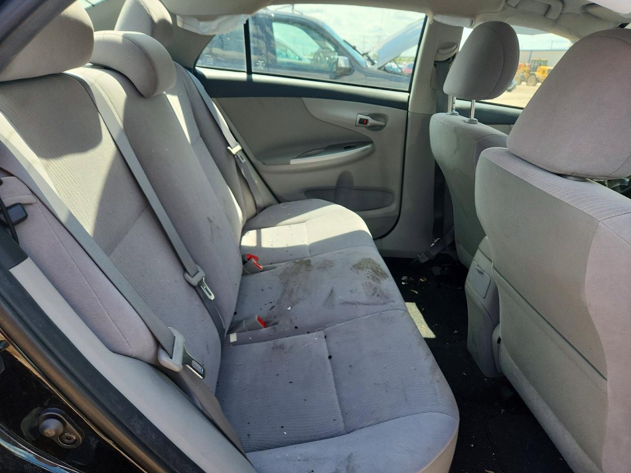 2011 TOYOTA COROLLA