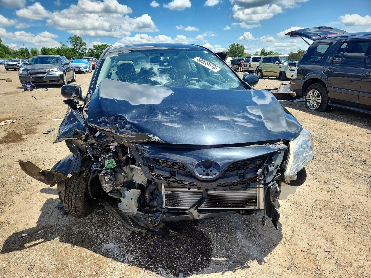 2011 TOYOTA COROLLA