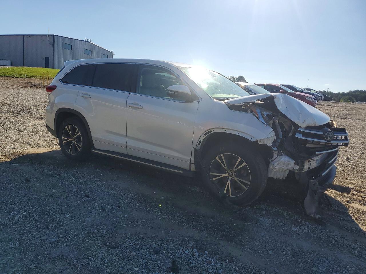 2017 TOYOTA HIGHLANDER