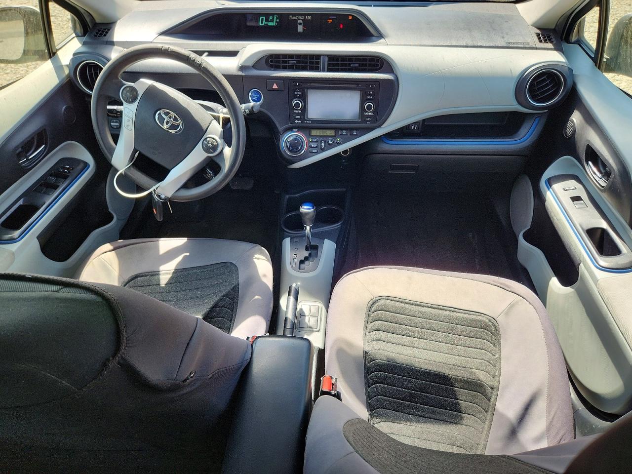 2012 TOYOTA PRIUS